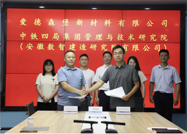 ���s�xʽ�A�M�e��